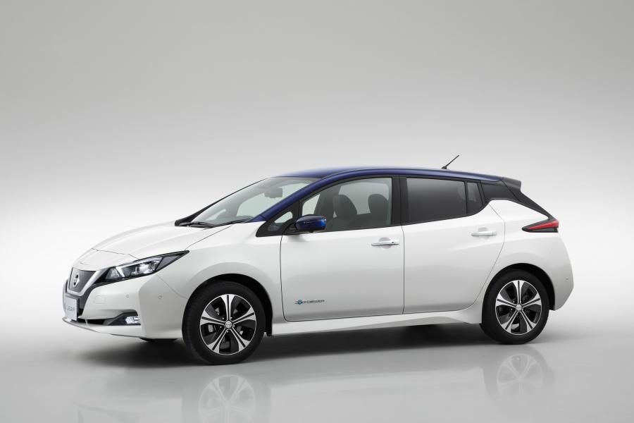  Nissan Leaf 2018 года  (JP) (фото 2 из 35)